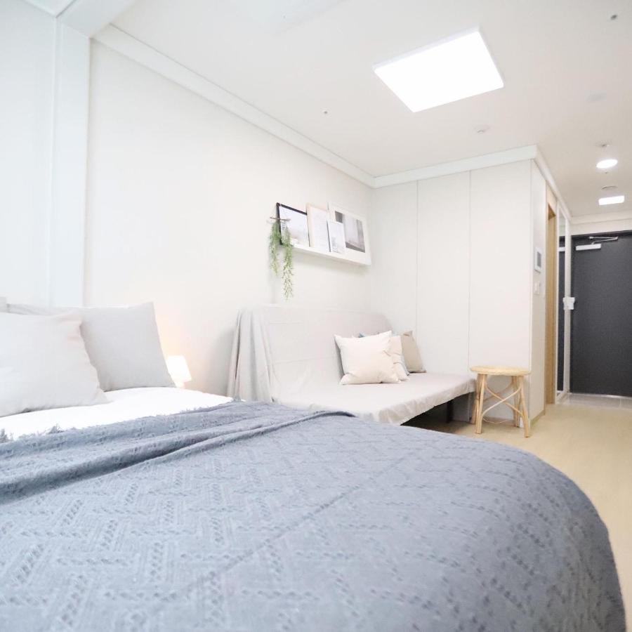 Apartment The Share Myeongdong Seoul Exterior photo